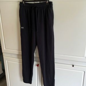 Under Armour men’s sweatpants, size L